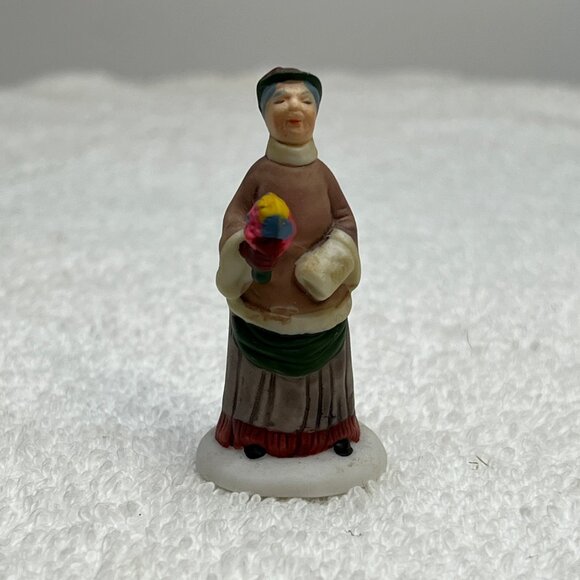 Dept 56 Chelsea Lane Shoppers - Woman - Dickens Village Loose Figurine 1993 - Picture 3 of 6